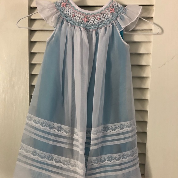 Will’Beth smocked dress - Picture 1 of 2